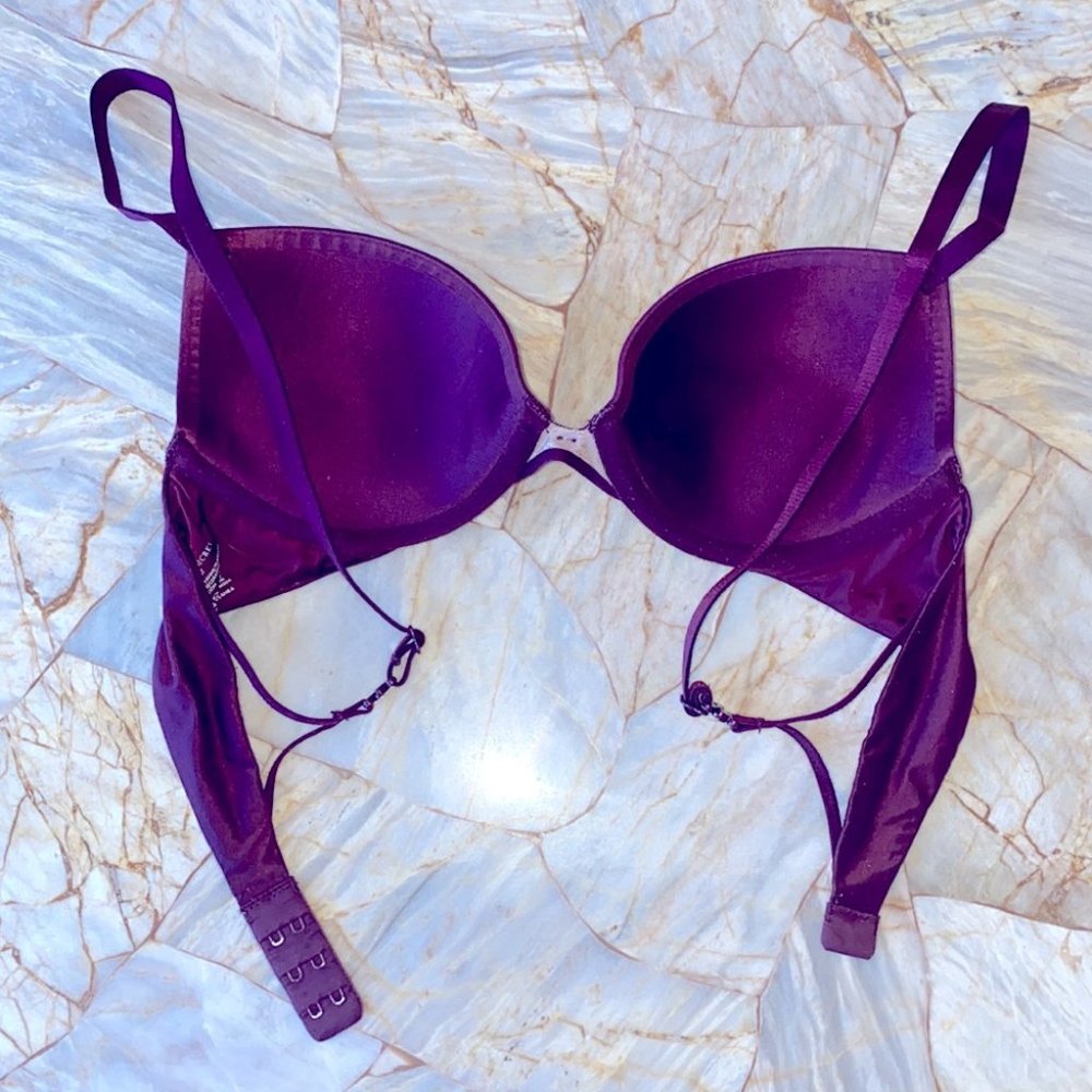 Fabulous by Victoria Secret Plunge 32B - Picture 7 of 9